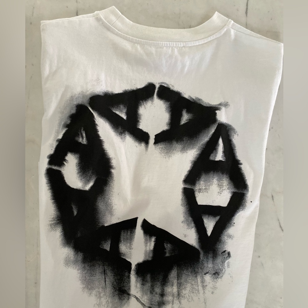 1017 ALYX 9SM white graffiti logo t shirt